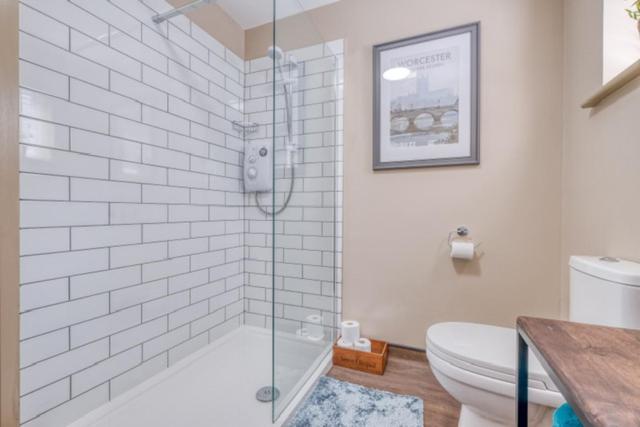 Gorgeous 1-Bed City Apartment, Sleeps 4 Worcester Esterno foto